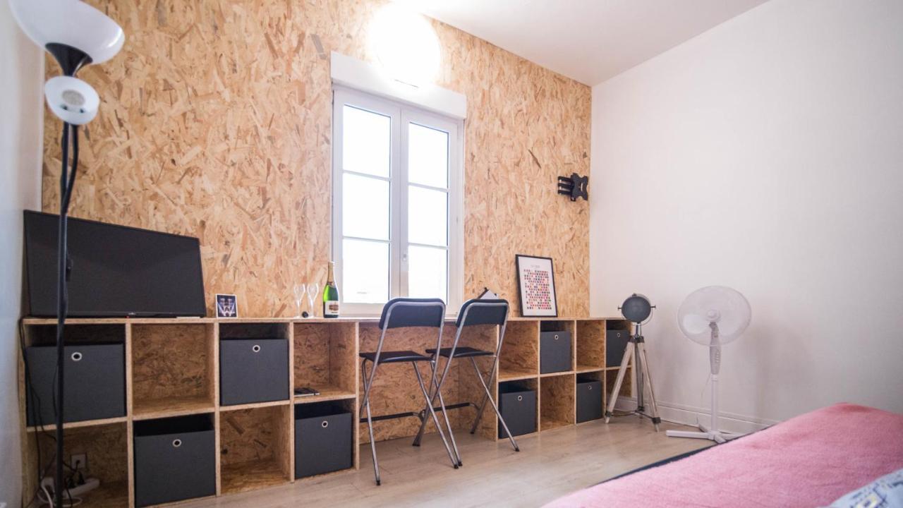 Appartement Au Centre De La Cite Des Sacres 랭스 외부 사진